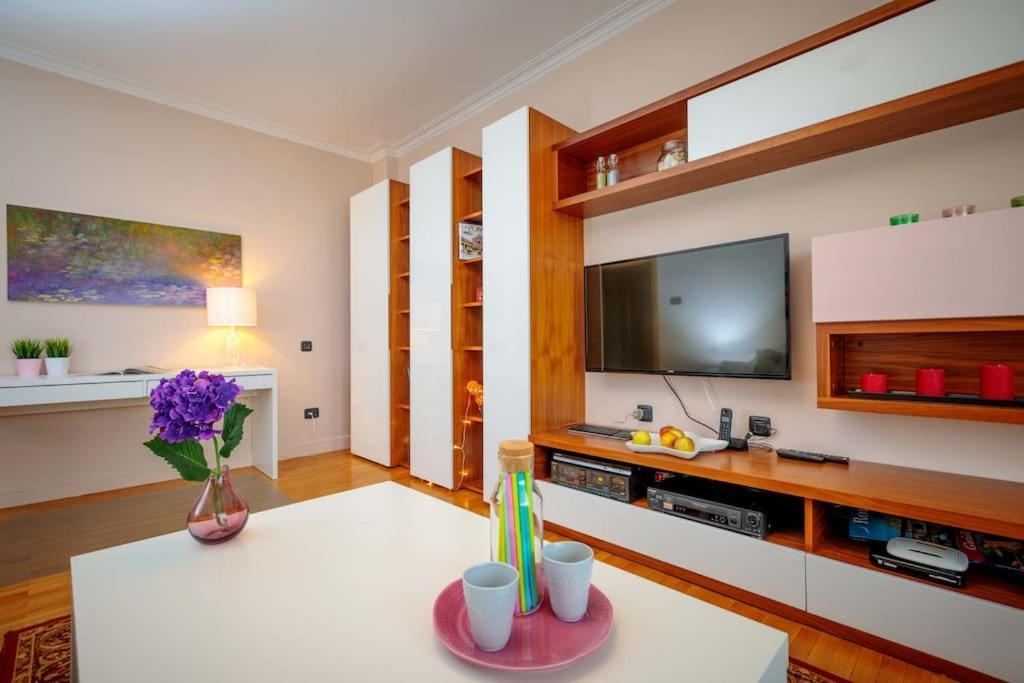 Green Apartment - Top Location, Near City Center! Sofia Exterior foto