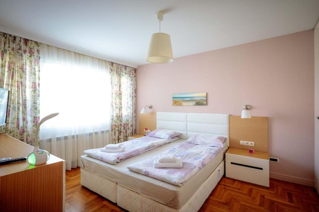Green Apartment - Top Location, Near City Center! Sofia Exterior foto