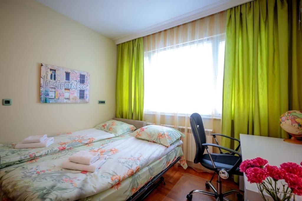 Green Apartment - Top Location, Near City Center! Sofia Exterior foto